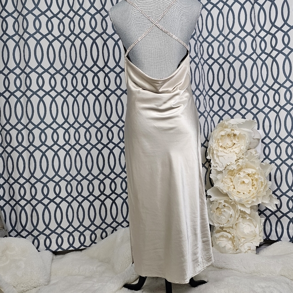 Cowl dress - Picture 4 of 7